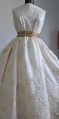 Tesatura matasoasa Crem Broderie Peach MAT1261