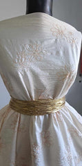 Tesatura matasoasa Crem Broderie Peach MAT1261