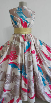 Matase Imprimeu Frunze Exotice Bej Albastru Rosu MAT1372