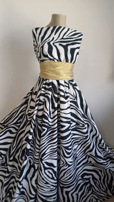 Stofa Barbi Model Zebra Alb/Negru STO1045