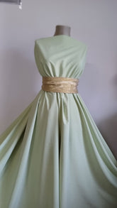 Matase Fistic Cu Puf De Piersica  MAT1447