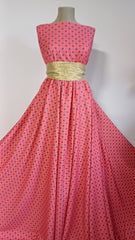 Latina Spandex – Frez cu Hexagoane și Floricele Albastre STO1111