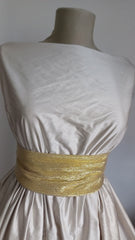 Tesatura mătăsoasă Bej Sidefiu MAT1072