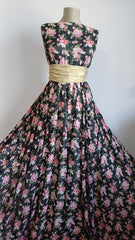 Voal Negru cu Buchet Trandafirasi Roz voal1183