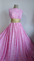 Viscoza Spun imprimeu ROZ cu Pete Albe VIS1115