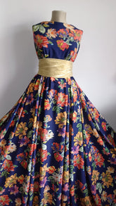 Silky Bleumarin Imprimeu Flori Cusute MAT1292