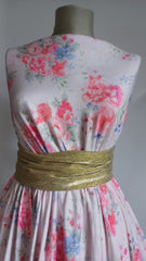 Catifea Elastica Supersoft Roz Alb cu Buchet Trandafiri CAT1038