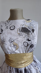 Batist Bumbac Alb flori conturate cu Negru si Glitter Auriu BBC1230