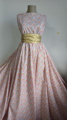 Poplin Bumbac 100% , Alb cu floricele ROSU/ROZ/ALBASTRU BBC1049