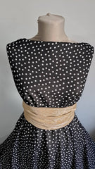 Voal crepe Negru cu Buline Albe VOAL1079