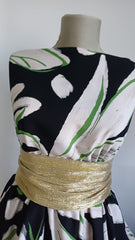 Viscoză Negru cu Model Floral Bej/Crem/Verde, fibră vegetală 100%, calitate Lux, provenienta Londra VIS1191