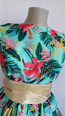 Viscoza Spun Verde Deschis cu Crini Imperiali Roșii VIS1307