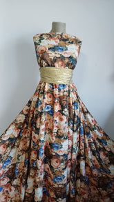 Material Elastic Texturat imprimeu Trandafiri Bej/Caramiziu/Albastru ELA1396