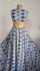 Voal Alb cu Impletituri si Romburi Albastre VOAL1030