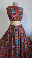 Viscoza Spun Orange cu Flori Tircoas și Mov, model Paisley
VIS1080