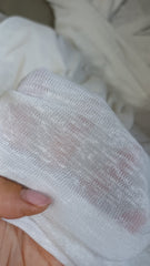 Material Tricotat Alb , cu firisoare in relief  TRI1041