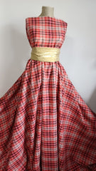 Tesatura din IN Roșu in Carouri , fibră naturală 100%  IN1007