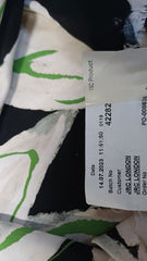 Viscoză Negru cu Model Floral Bej/Crem/Verde, fibră vegetală 100%, calitate Lux, provenienta Londra VIS1191