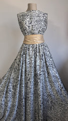 Mătase Satinata cu Imprimeu Abstract Alb-Negru MAT1088