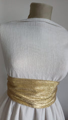 Material Tricotat Alb , cu firisoare in relief  TRI1041