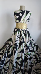 Viscoză Negru cu Model Floral Bej/Crem/Verde, fibră vegetală 100%, calitate Lux, provenienta Londra VIS1191