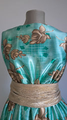 Mătase Satinata Verde cu Trandafiri Capucino MAT1105